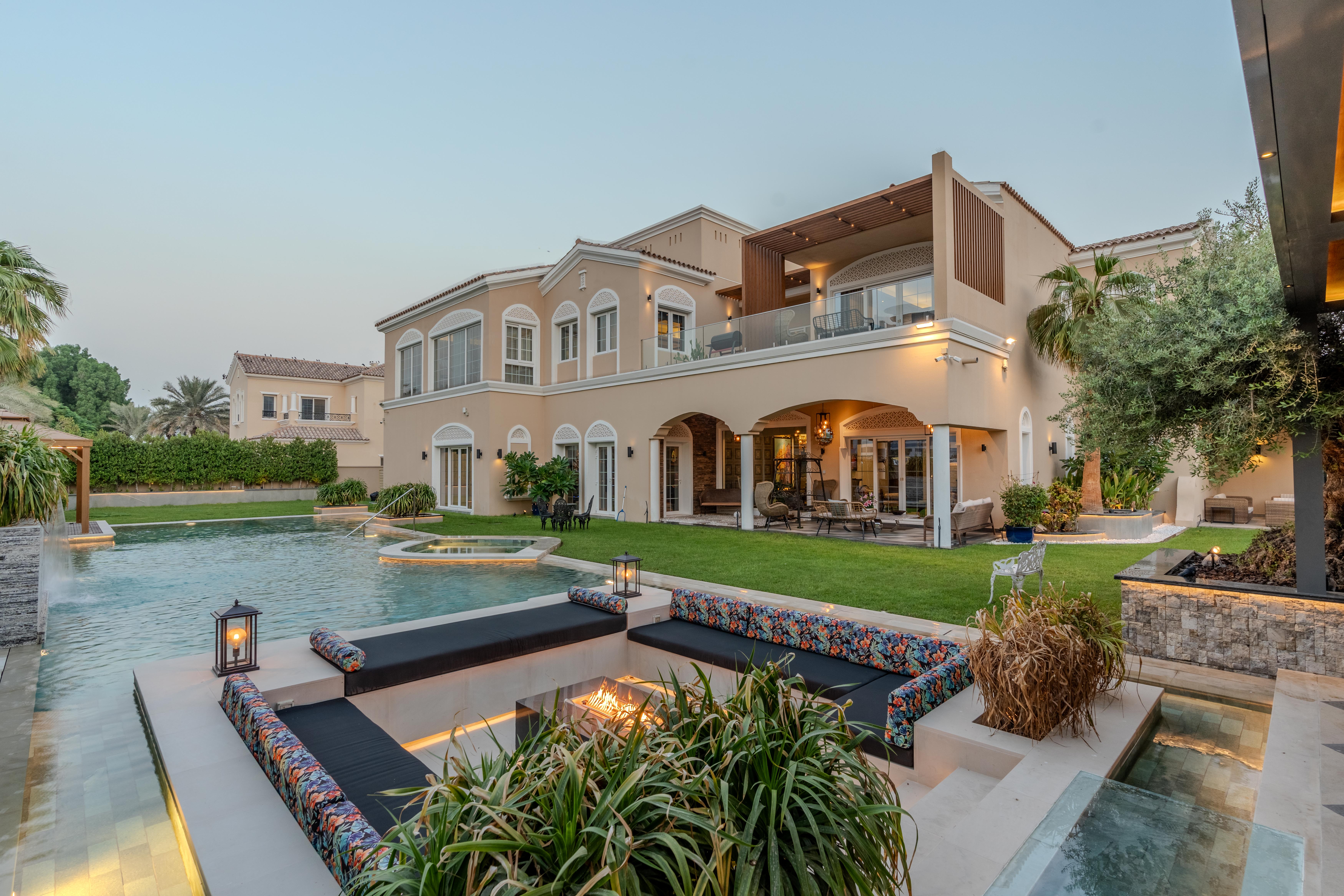 Palm villa exterior